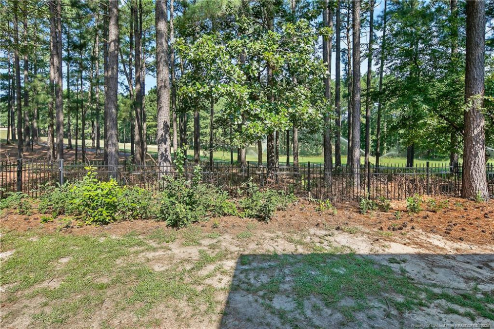 11 London Way Spring Lake, NC 28390