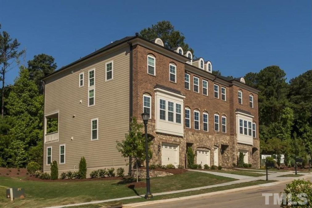 341 Allister Dr, Raleigh, NC 27609 Raleigh Realty