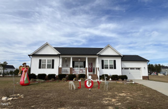 132 Hawick Ct Zebulon, NC 27597