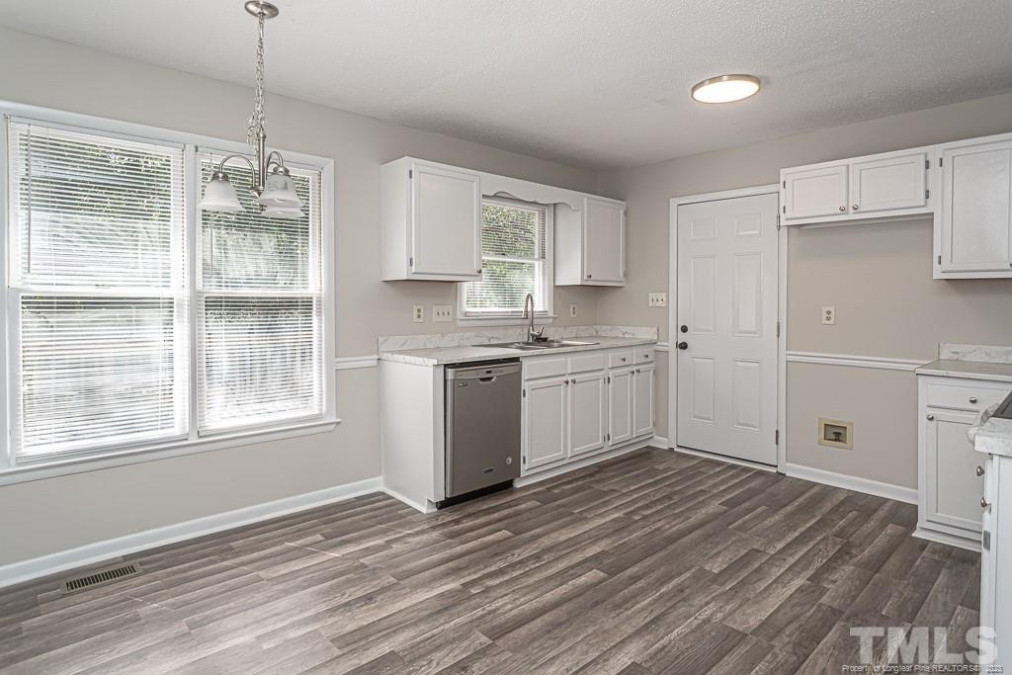 6813 Foxton Ct Fayetteville, NC 28304