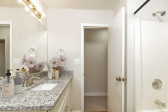 10 Burgess Ln Durham, NC 27707