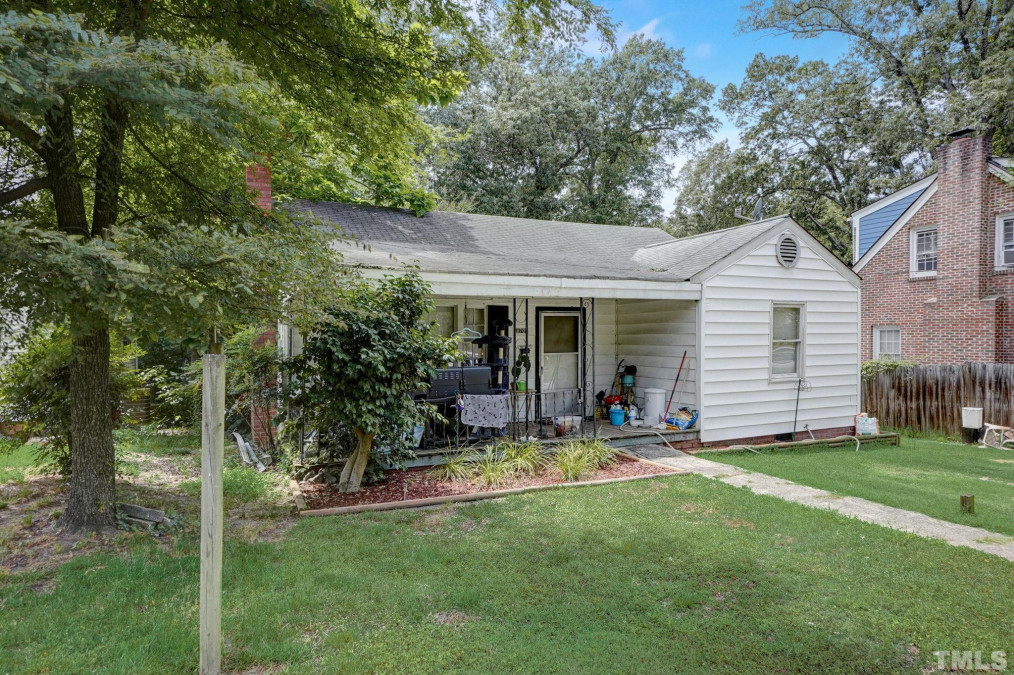 1705 Avondale Dr, Durham, NC 27701 - Raleigh Realty