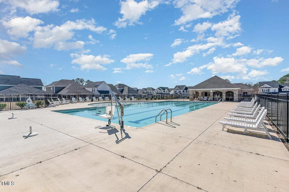 83 Commons Cir Clayton, NC 27520