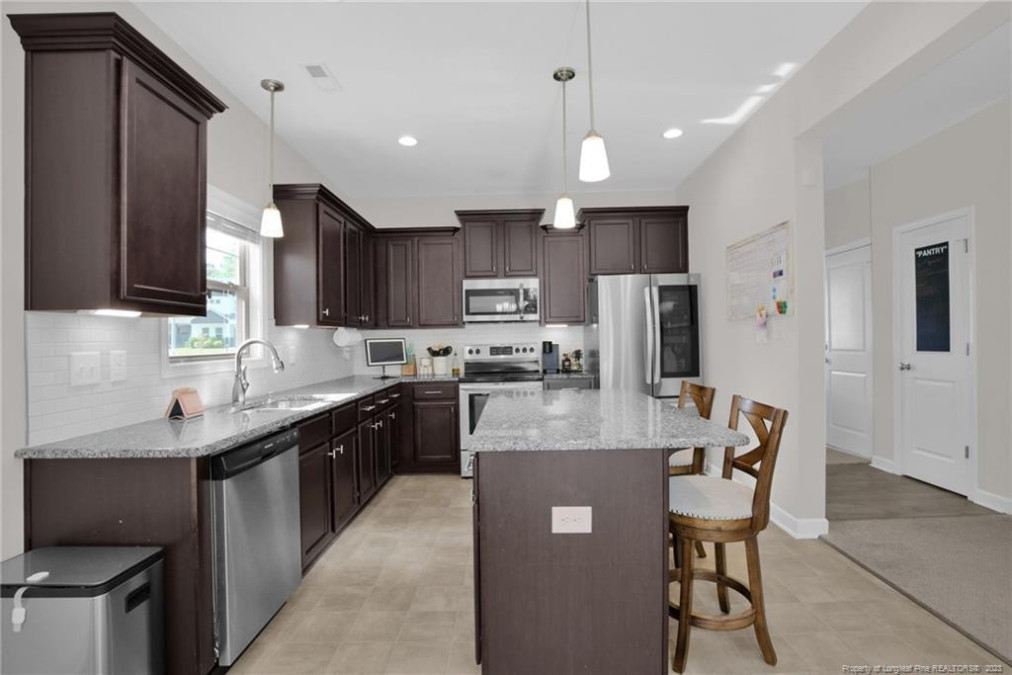1712 Cherry Point Dr Fayetteville, NC 28306