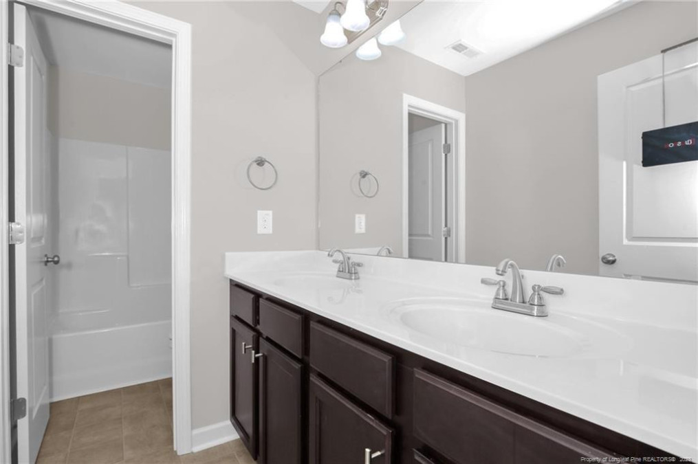 1712 Cherry Point Dr Fayetteville, NC 28306