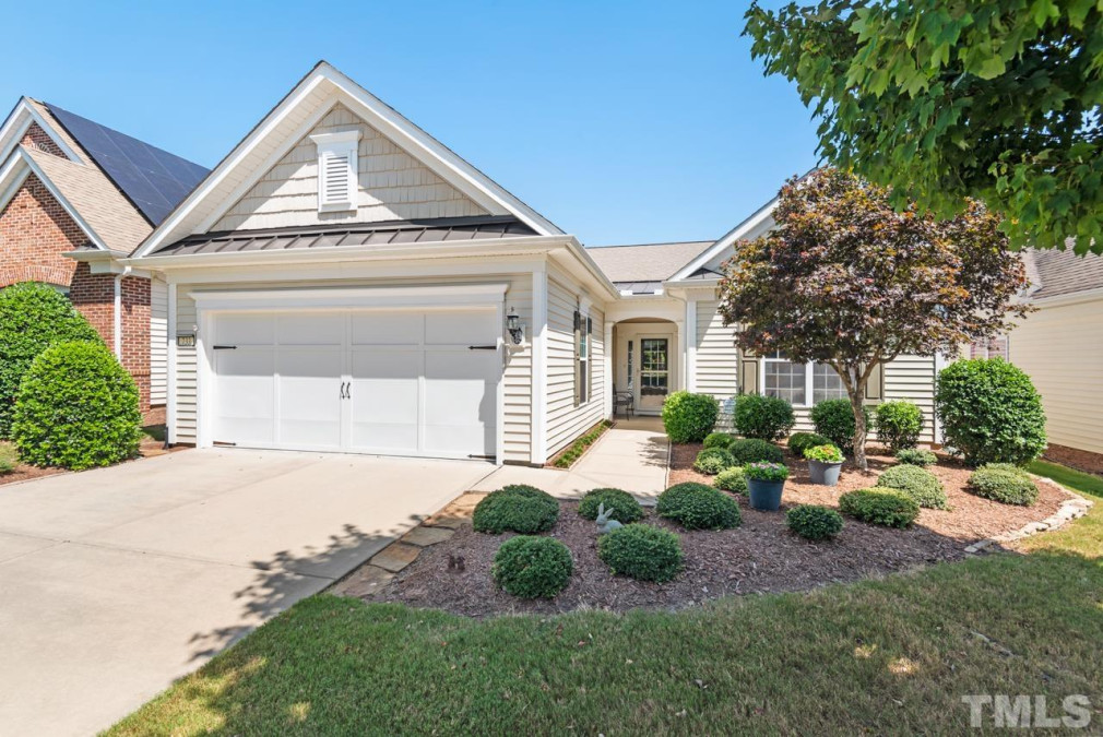 733 Eldridge Loop Cary, NC 27519