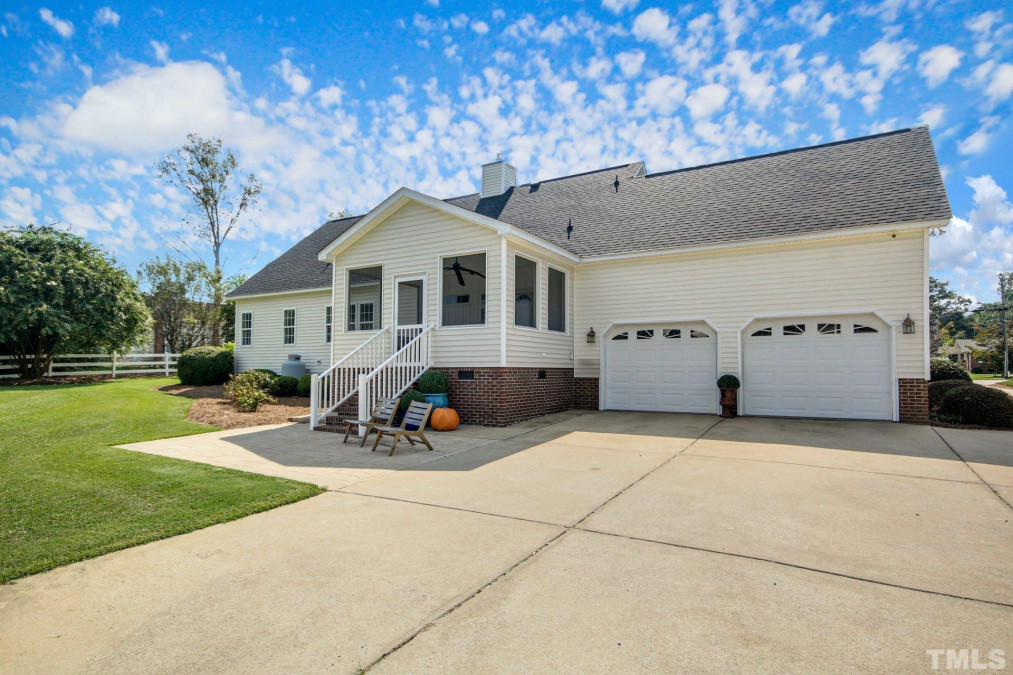 536 Lincoln St Benson, NC 27504