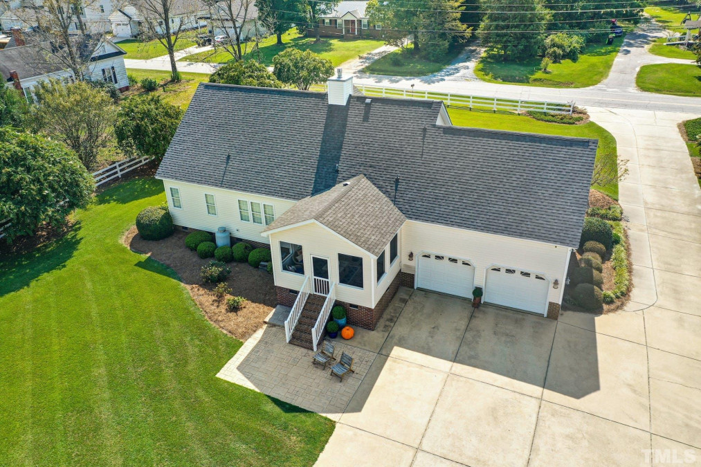 536 Lincoln St Benson, NC 27504