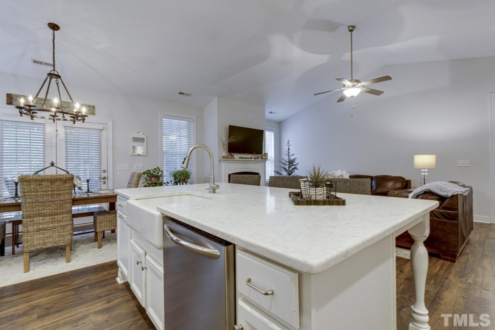 804 Long Lake Dr Fuquay Varina, NC 27526