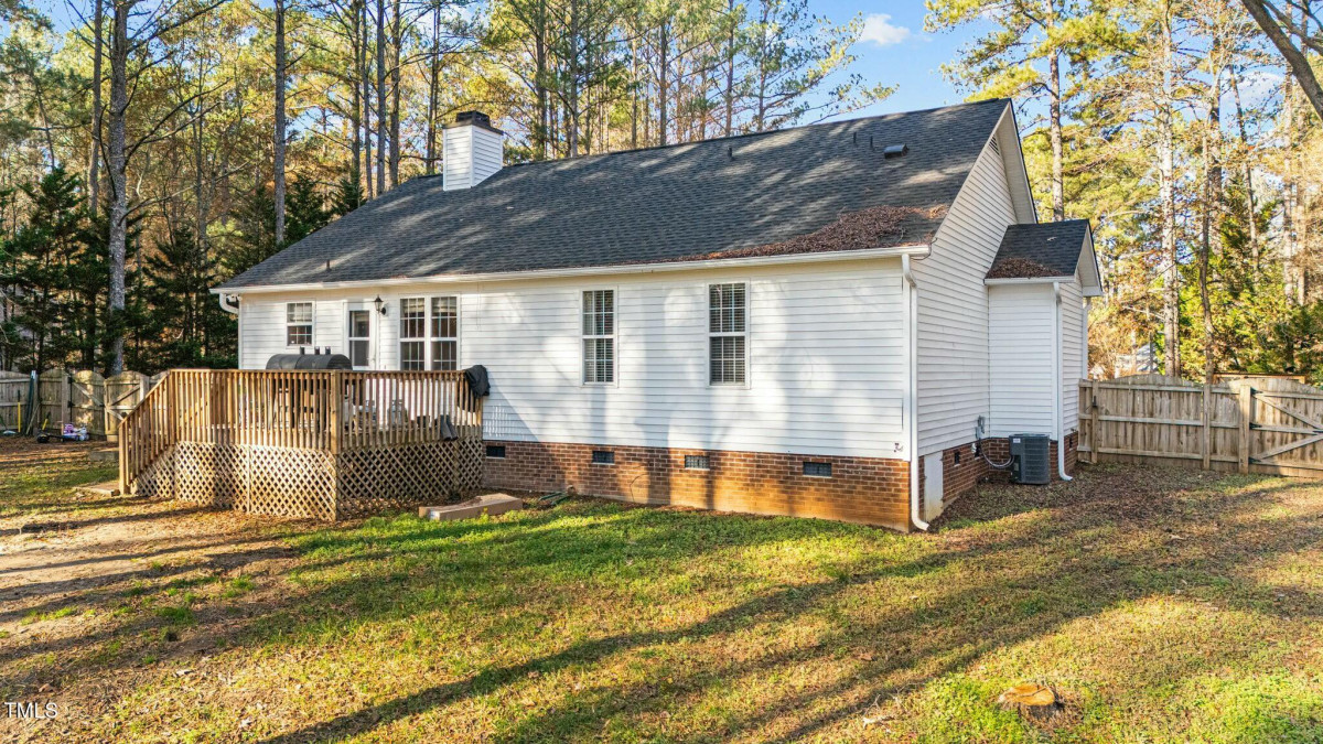 116 Drew Ct Clayton, NC 27520