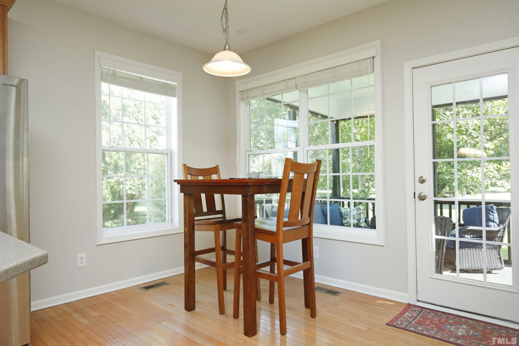 131 Fields Cir Chapel Hill, NC 27516