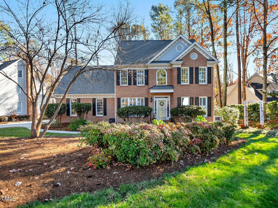 100 Kettlewell Ct, Cary, NC 27519 Raleigh Realty