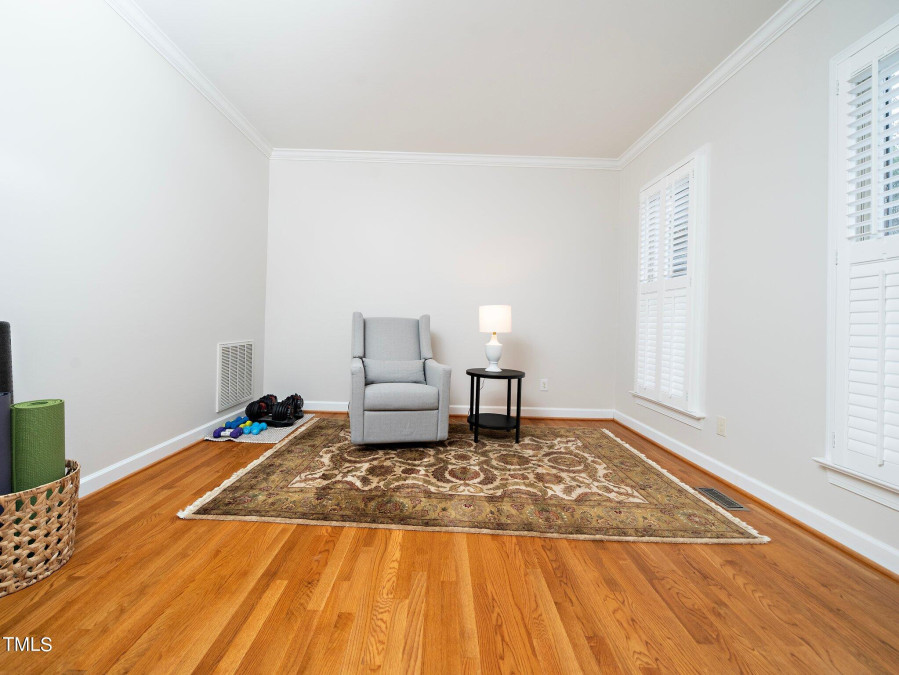 100 Kettlewell Ct, Cary, NC 27519 Raleigh Realty