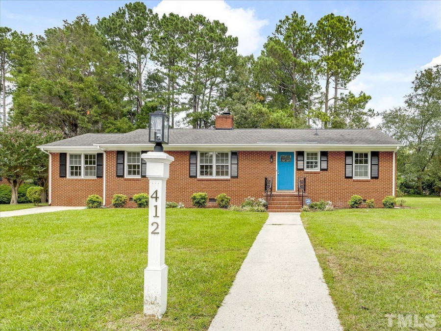412 Sanders St Smithfield, NC 27577