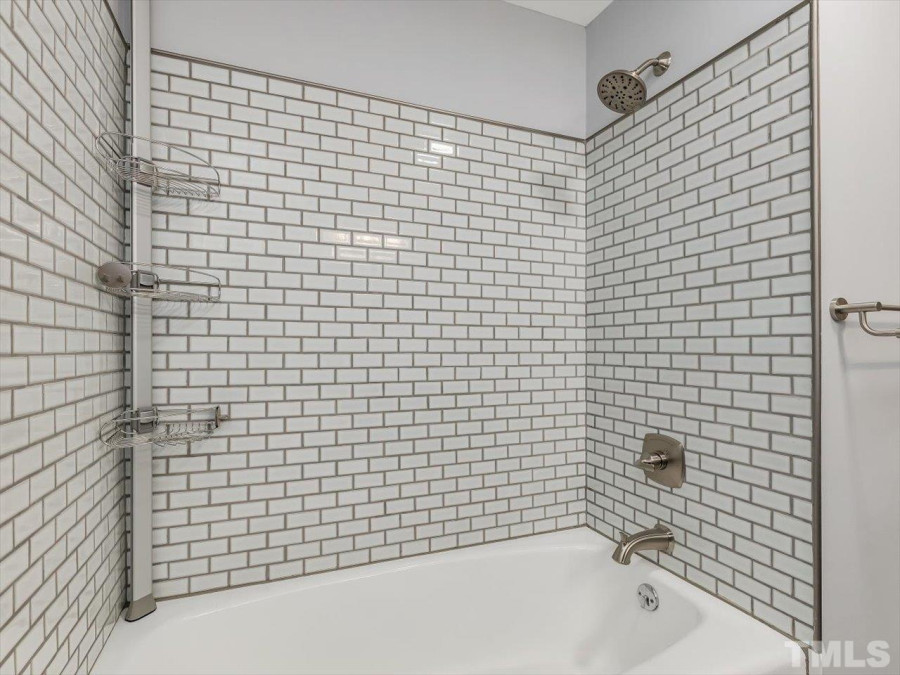 412 Sanders St Smithfield, NC 27577