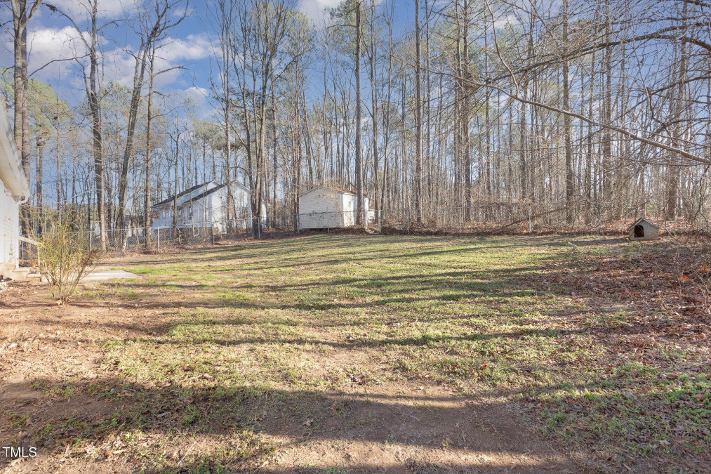 282 Little River Dr Zebulon, NC 27597