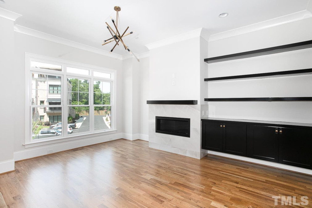 2121 Oberlin Village Dr, Raleigh, NC 27605 Raleigh Realty