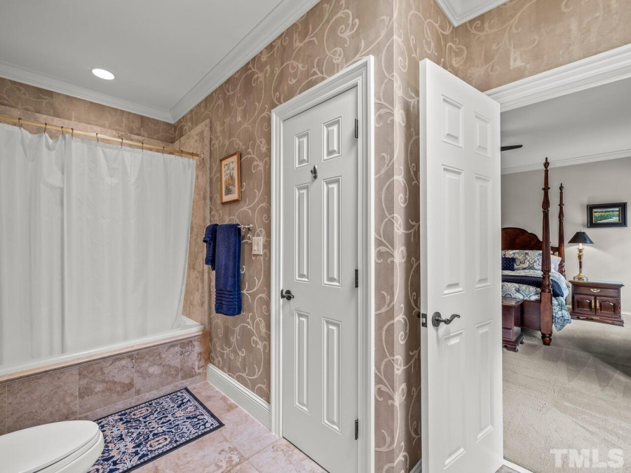 11216 Jonas Ridge Ln Raleigh, NC 27613