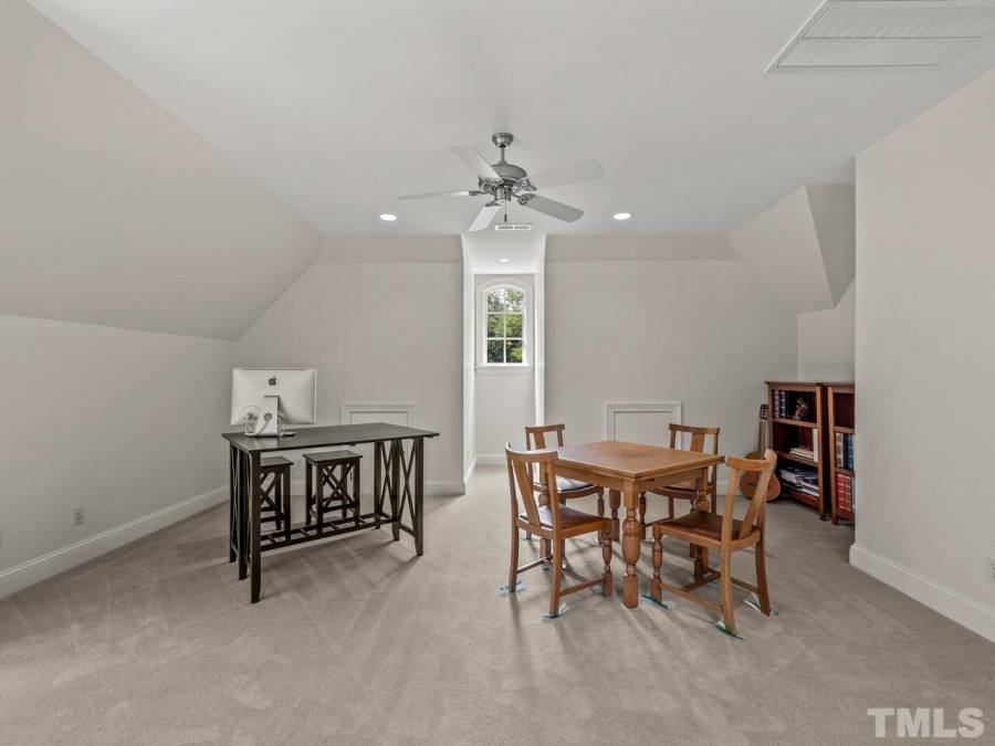 11216 Jonas Ridge Ln Raleigh, NC 27613