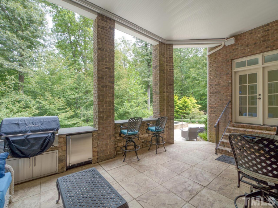 11216 Jonas Ridge Ln Raleigh, NC 27613