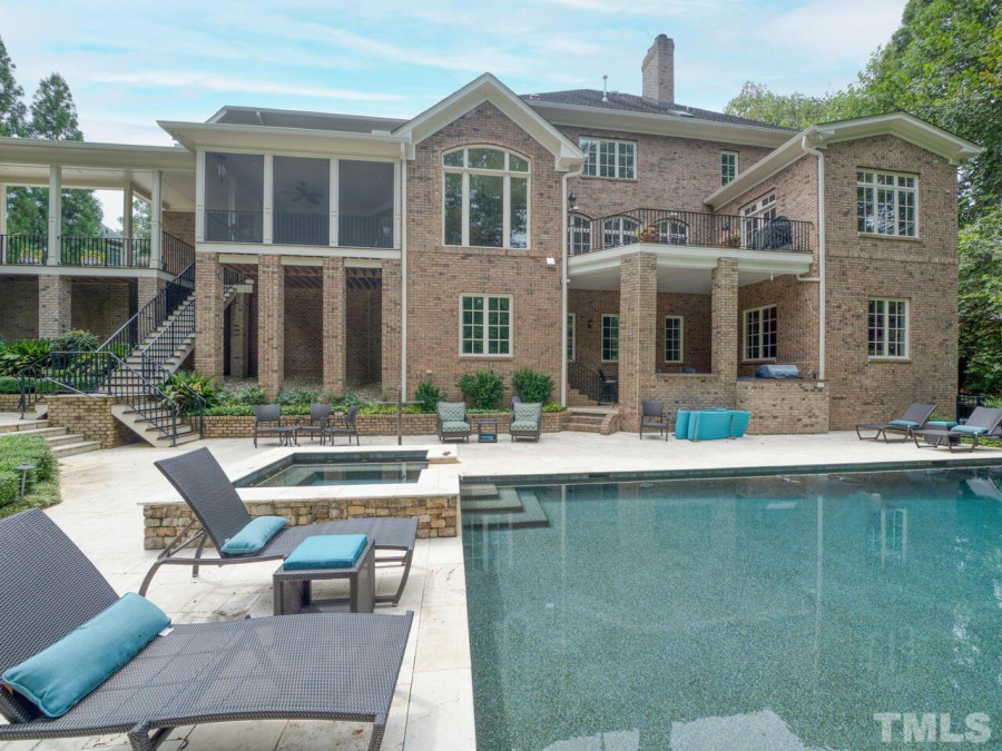 11216 Jonas Ridge Ln Raleigh, NC 27613