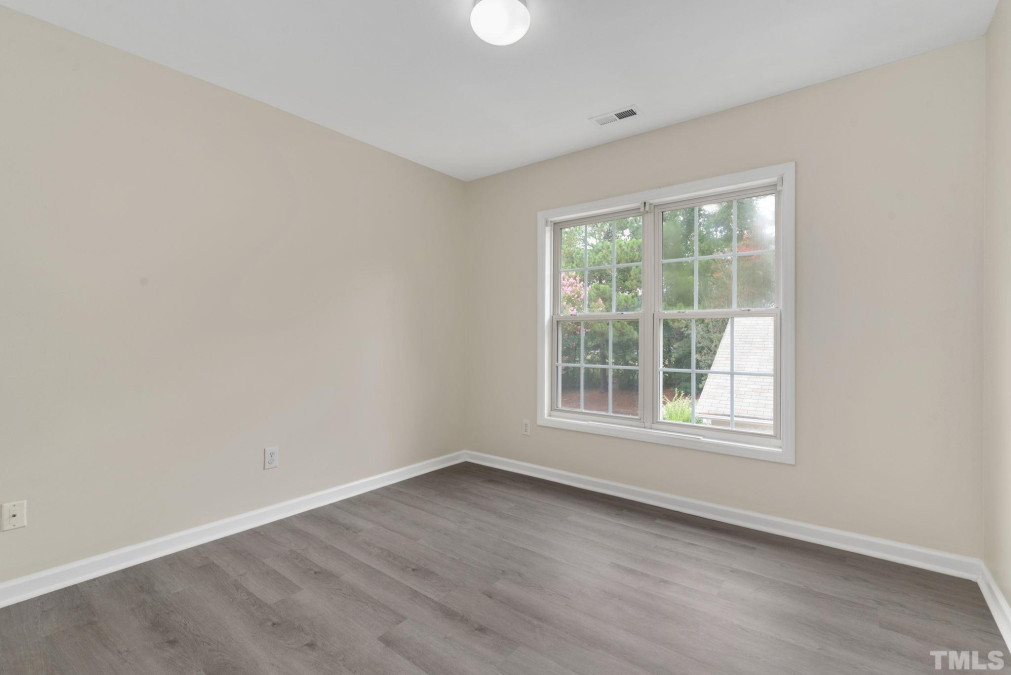 2631 Garden Knoll Ln Raleigh, NC 27614
