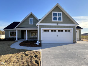 302 Tuscany Cir Princeton, NC 27569