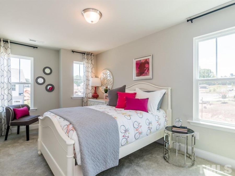 23 Clear Bead Ct Clayton, NC 27527