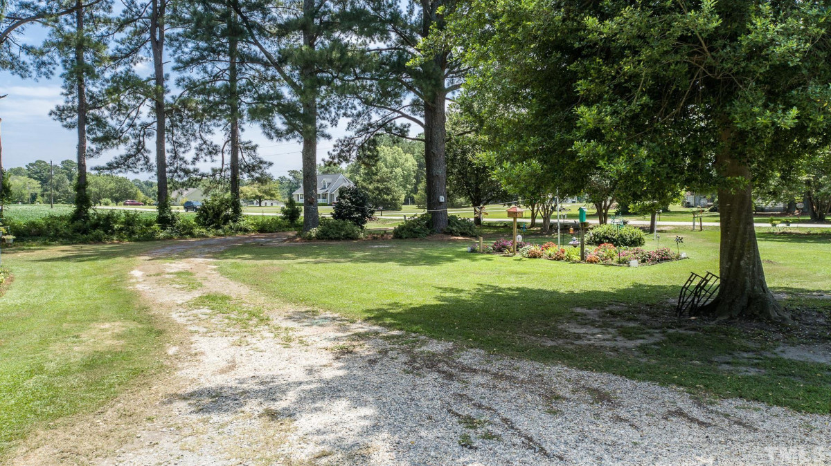 1270 Packing Plant Rd Smithfield, NC 27577
