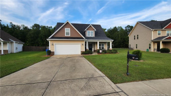 1323 Vandenberg Dr Fayetteville, NC 28312