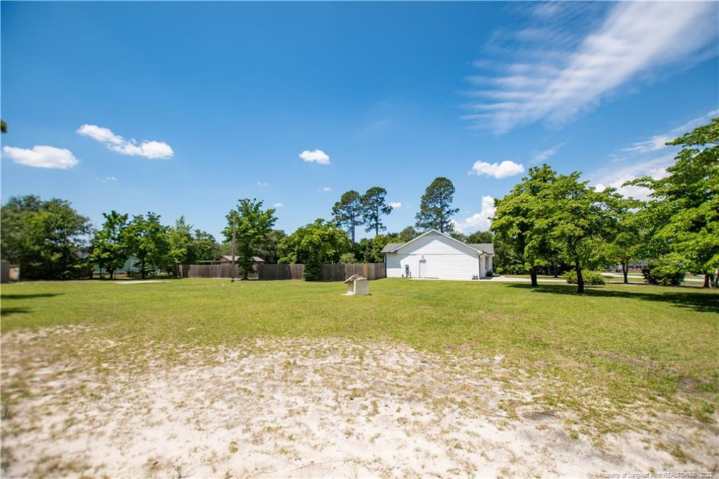 6215 Goldfinch St Fayetteville, NC 28306