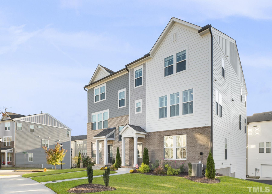 7023 Gentle Pine Pl Raleigh, NC 27613
