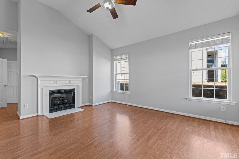 911 Cinnamon Dr Durham, NC 27713