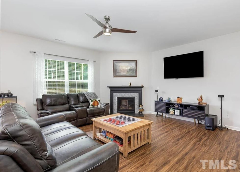 101 Painted Way Clayton, NC 27527