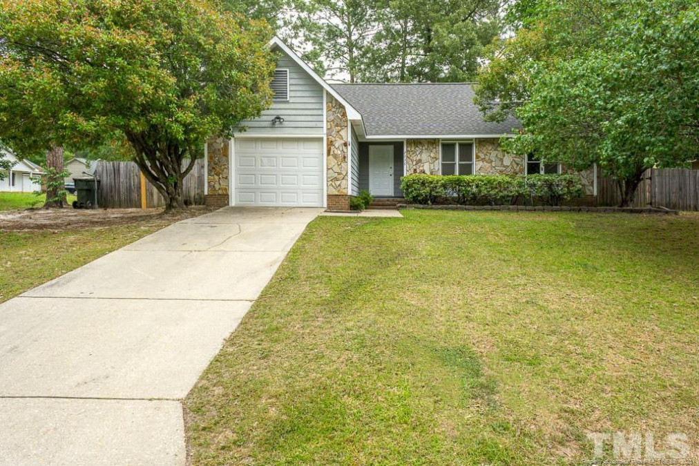 7236 Shady Grove Ln Fayetteville, NC 28314