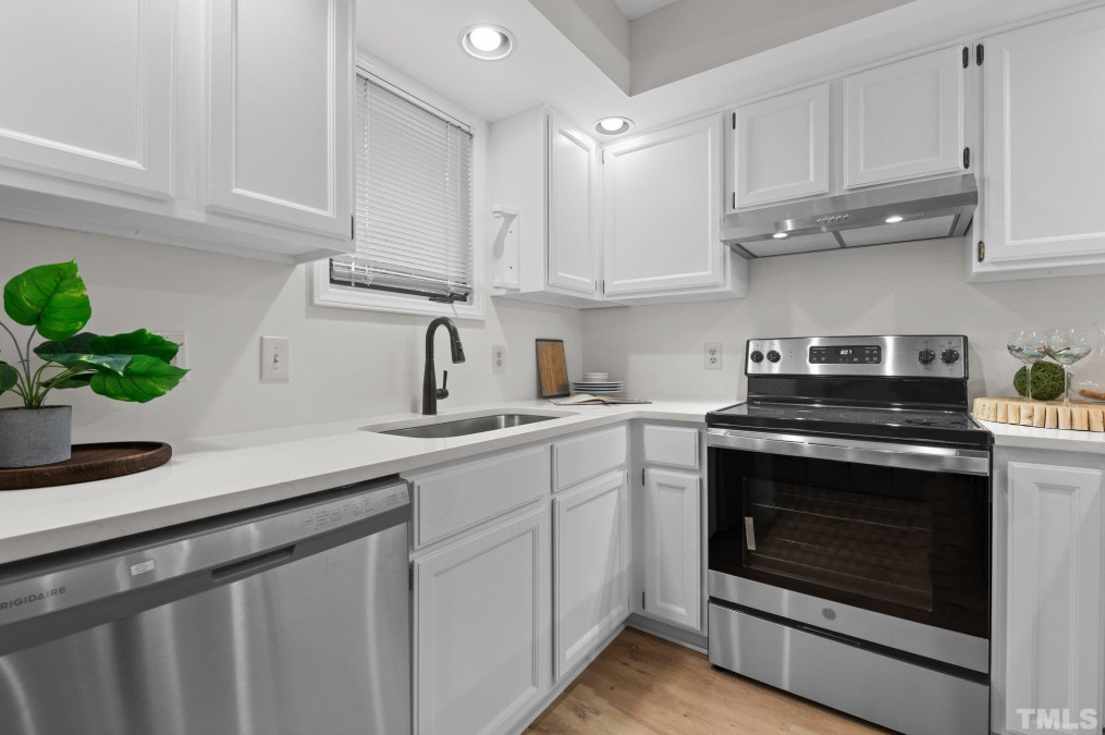 1440 Barton Pl Raleigh, NC 27608
