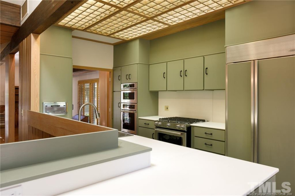 156 Ellerslie Dr, Fayetteville, NC 28303 Raleigh Realty