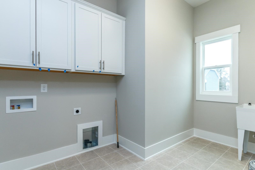 186 Colonial Trl Pittsboro, NC 27312