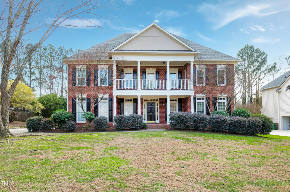 422 Wayfield Ln Cary, NC 27518