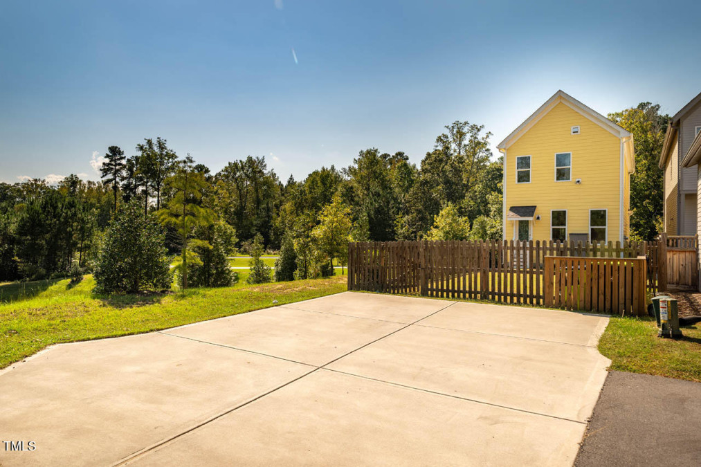 873 Great Ridge Pw Chapel Hill, NC 27516