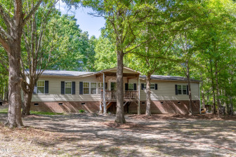 208 Pointe Dr Louisburg, NC 27549