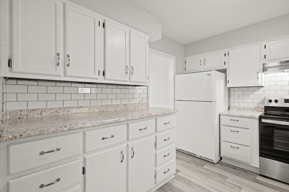 2202 Huntington Burlington, NC 27215