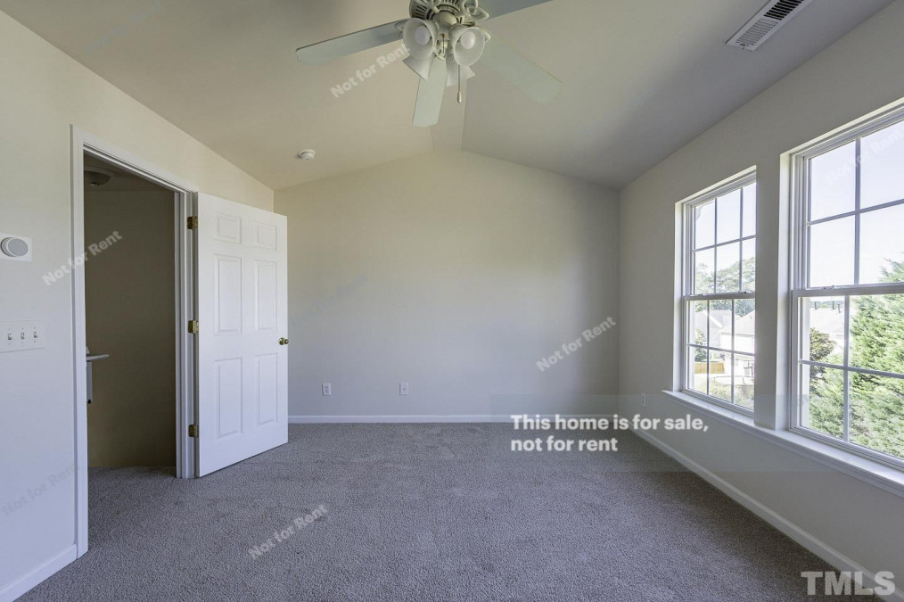 5418 Berry Creek Cir Raleigh, NC 27613