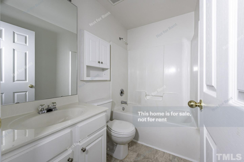 5418 Berry Creek Cir Raleigh, NC 27613
