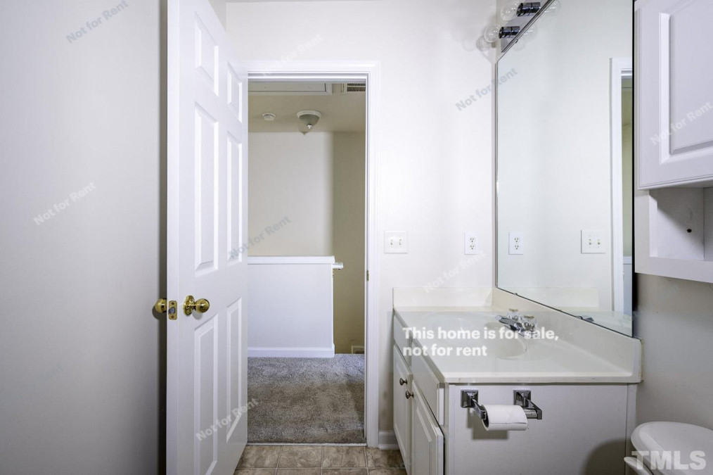 5418 Berry Creek Cir Raleigh, NC 27613