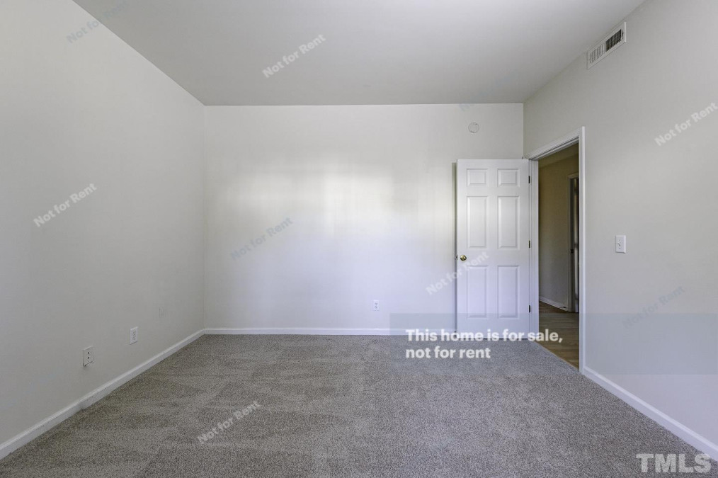 5418 Berry Creek Cir Raleigh, NC 27613