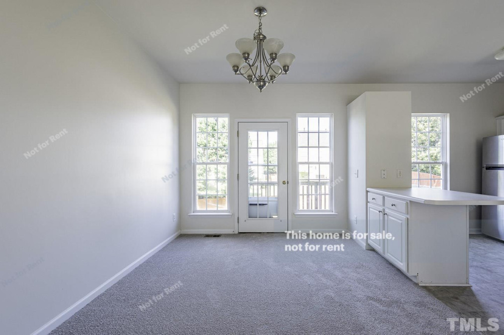 5418 Berry Creek Cir Raleigh, NC 27613