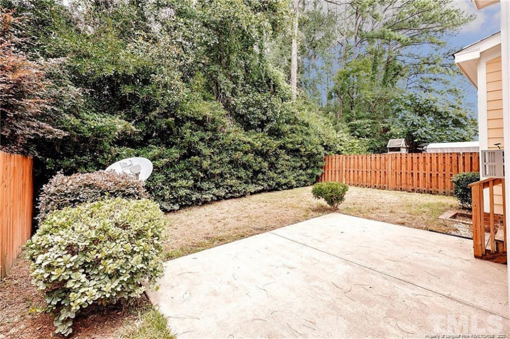 2218 Westdale Dr Fayetteville, NC 28303
