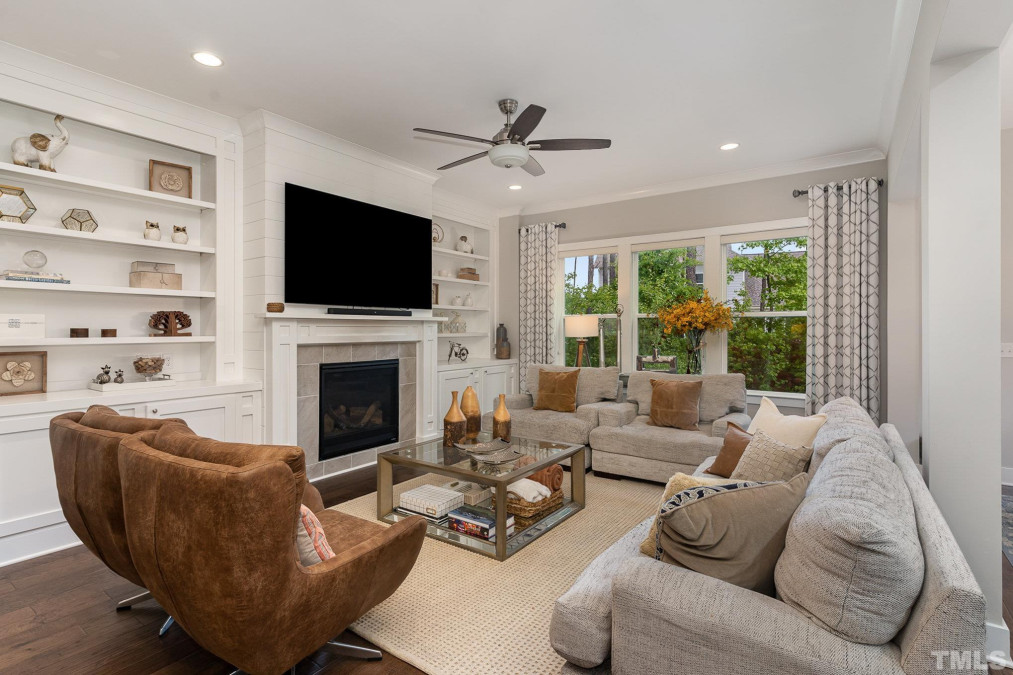 1121 Queensdale Dr, Cary, NC 27519 Raleigh Realty