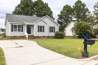 3 Carolina Ave Benson, NC 27504